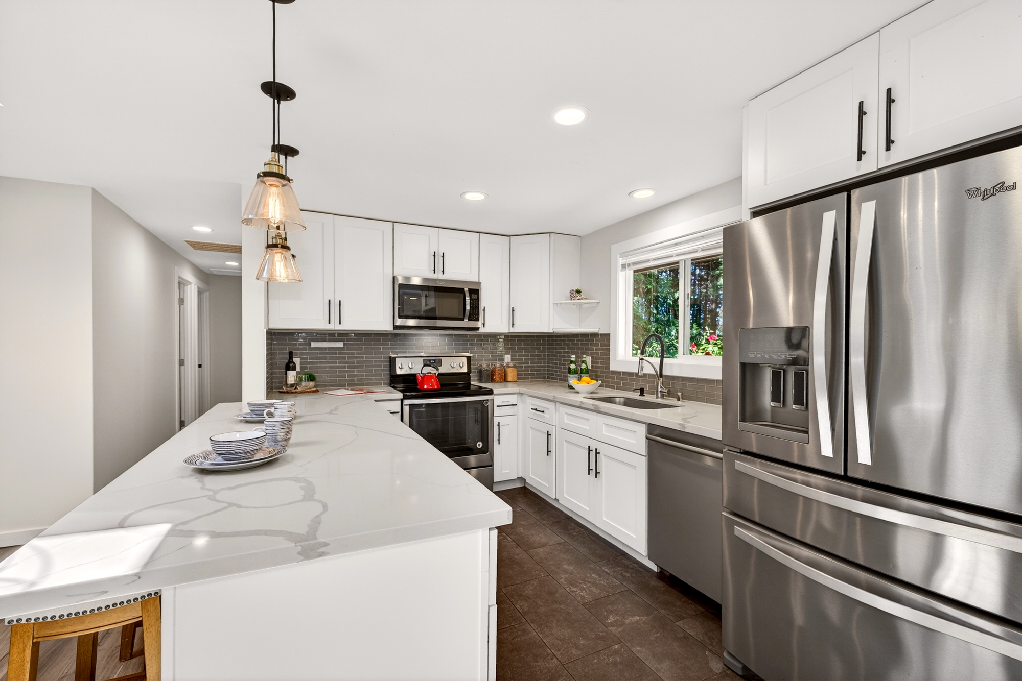 Updated Kirkland Rambler: 3 Beds, 1.75 Baths, Lake Washington Schools