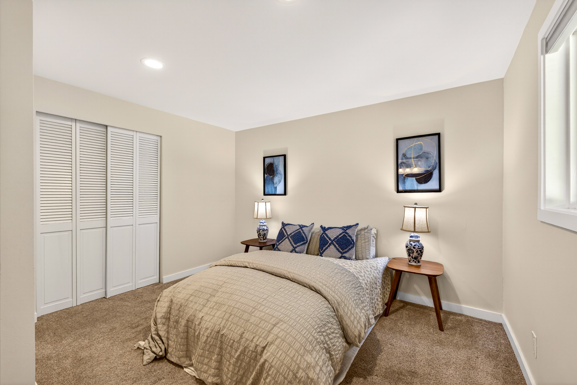 Updated Kirkland Rambler: 3 Beds, 1.75 Baths, Lake Washington Schools