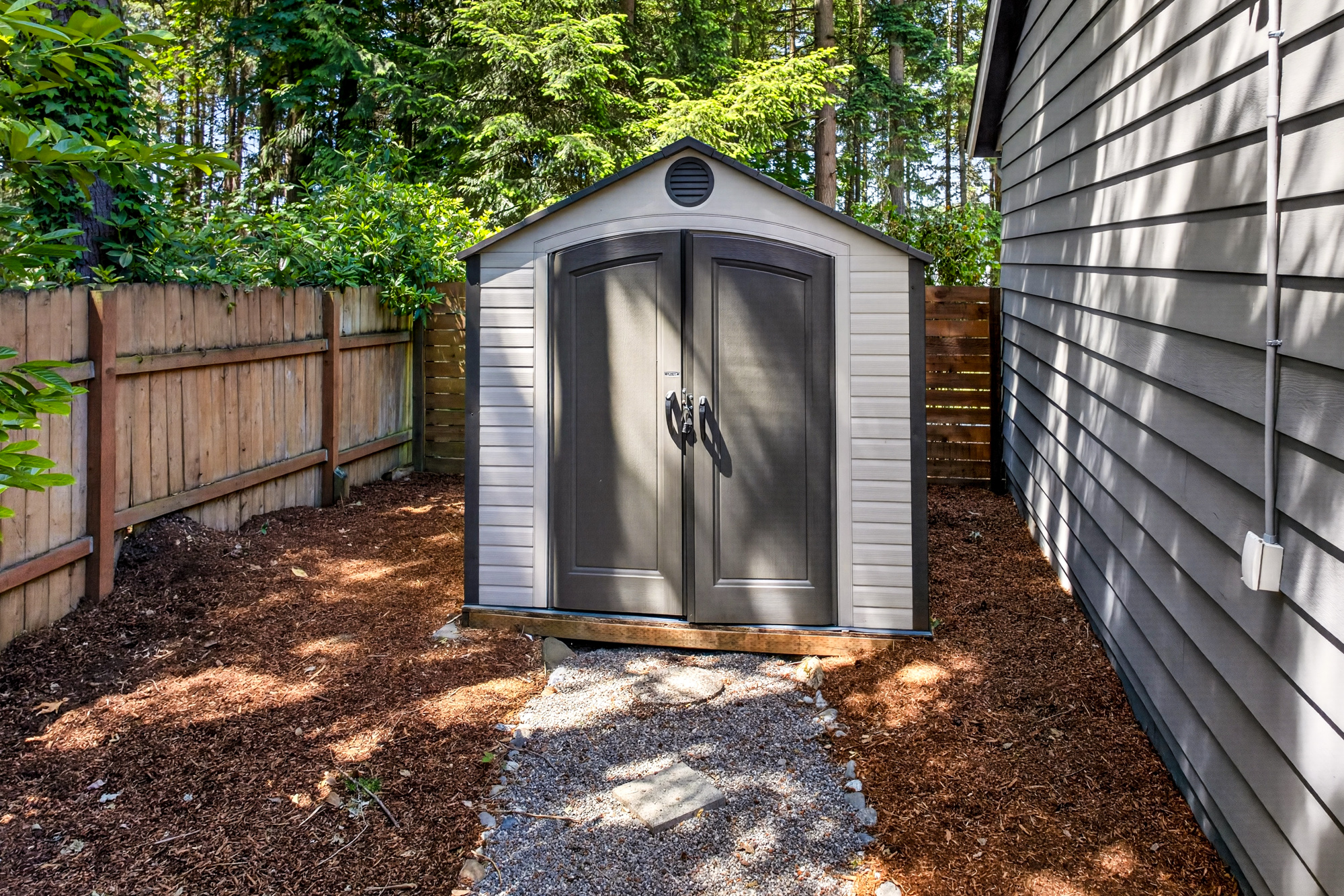 Updated Kirkland Rambler: 3 Beds, 1.75 Baths, Lake Washington Schools