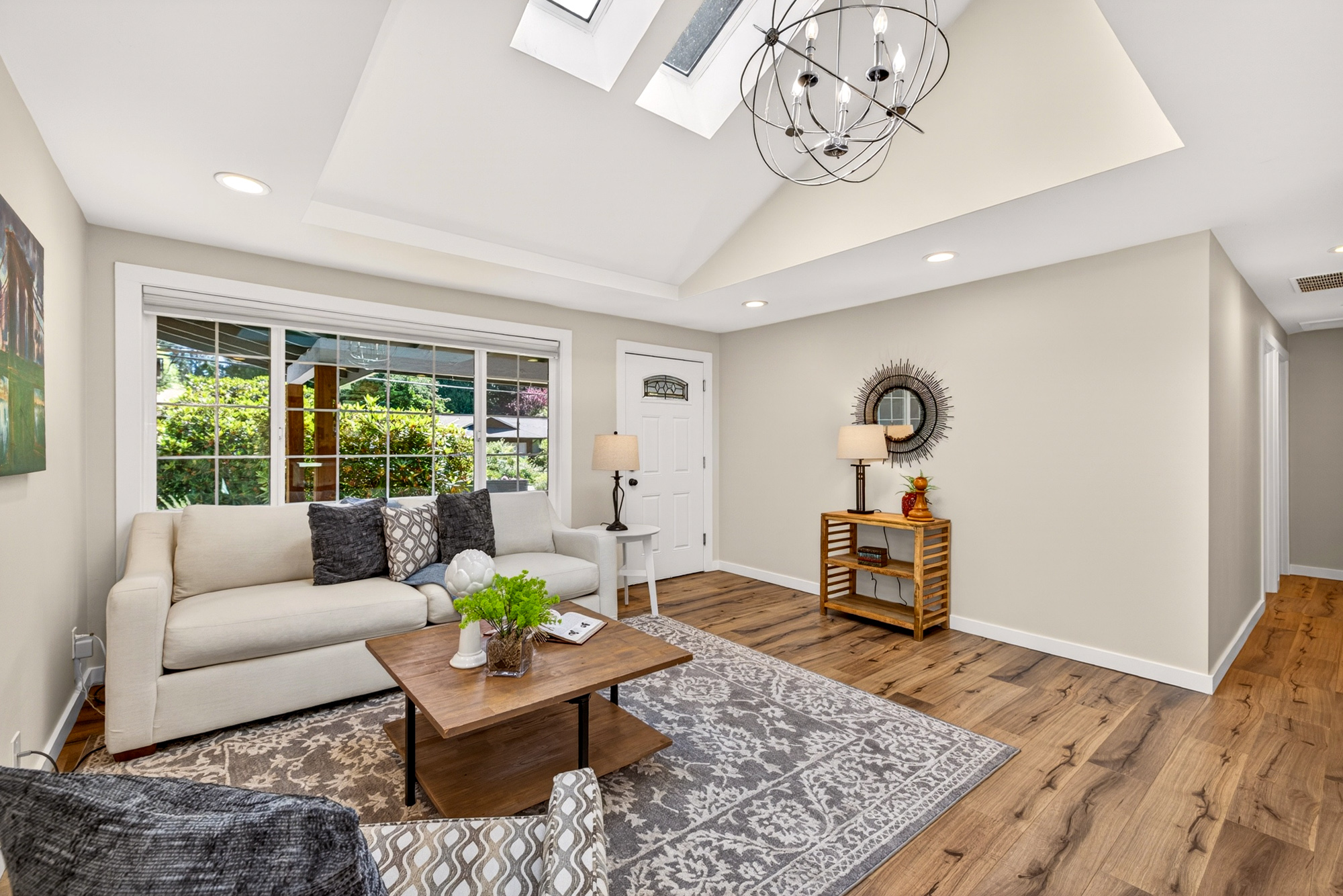 Updated Kirkland Rambler: 3 Beds, 1.75 Baths, Lake Washington Schools