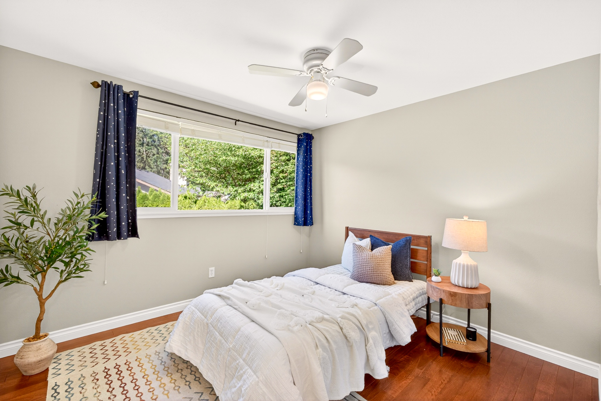 PENDING! Fully Updated 3 Bedroom Two Story Redmond Home with Modern Finishes & Sunny West-Facing Backyard
