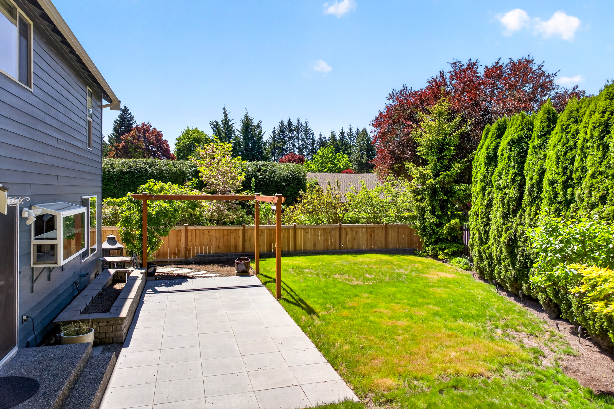 PENDING! Fully Updated 3 Bedroom Two Story Redmond Home with Modern Finishes & Sunny West-Facing Backyard
