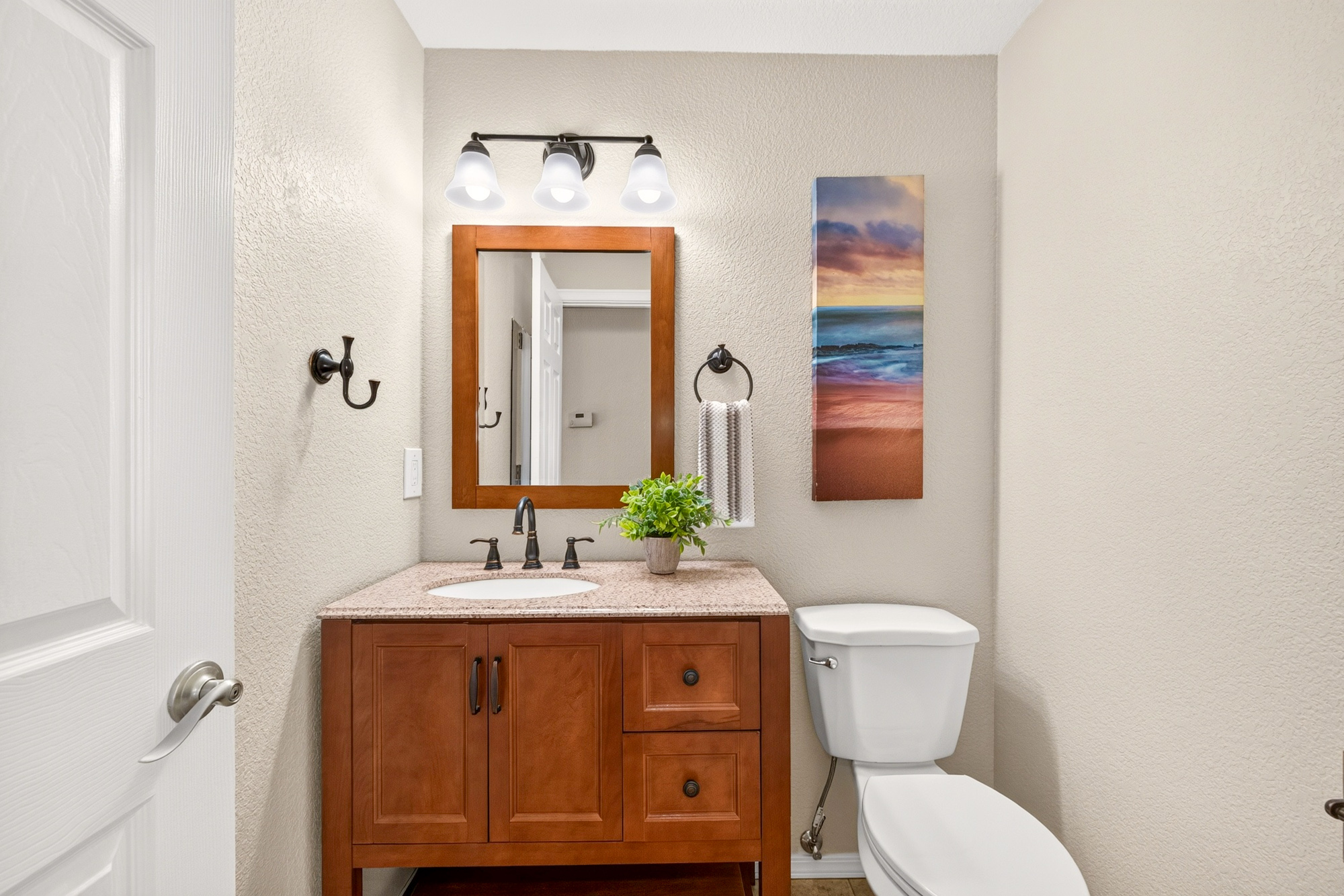 Beautiful Redmond 4-Bedroom Home with Bonus Room Overlooking Greenbelt