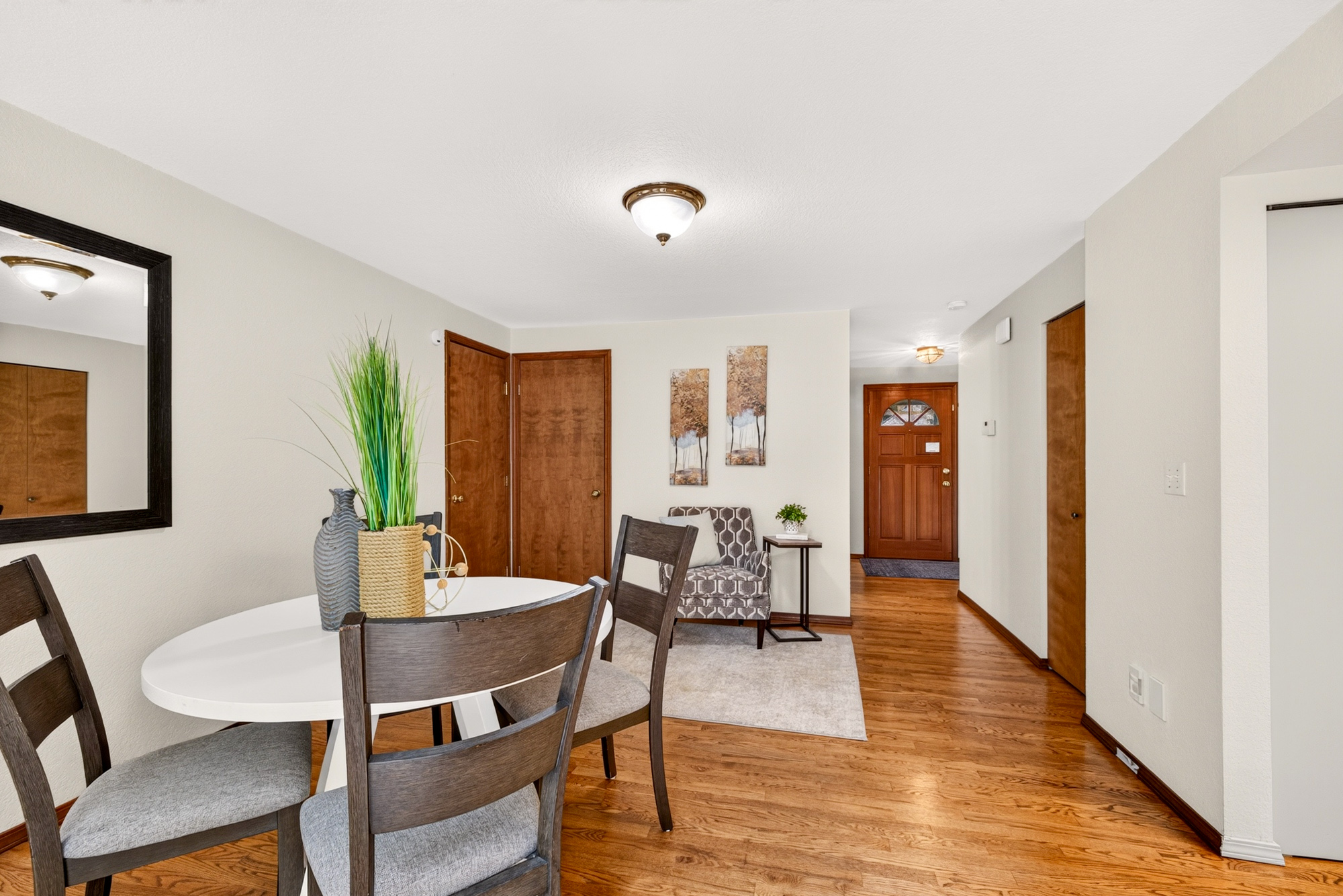 PENDING! Beautiful Redmond 4-Bedroom Home with Bonus Room Overlooking Greenbelt