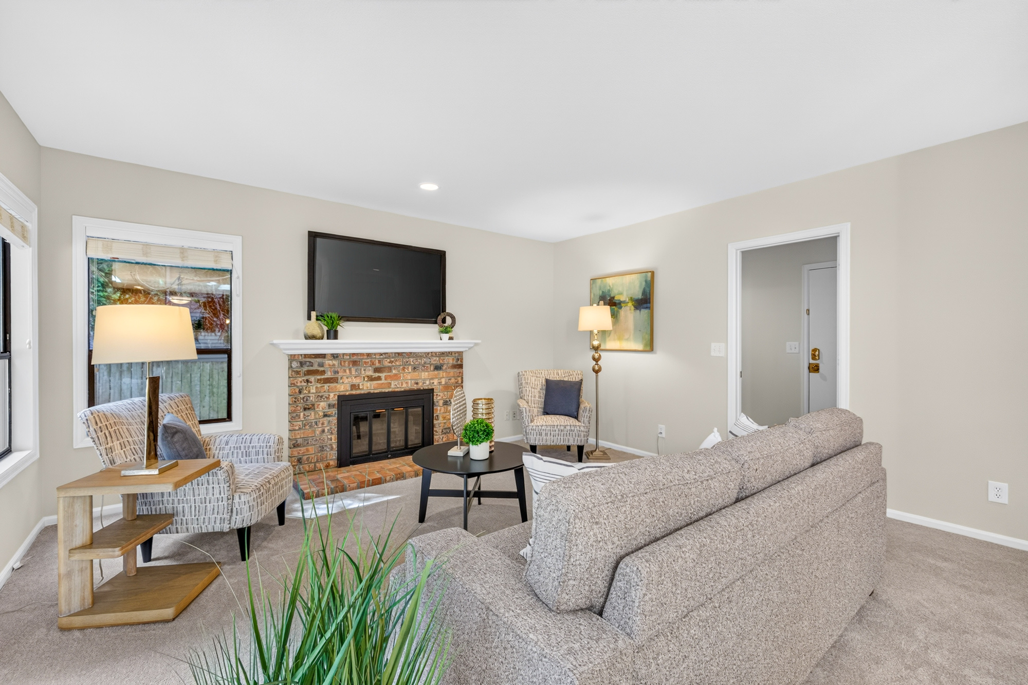 Redmond Two Story, Fully Refreshed Inside and Out with Private Evergreen Backyard