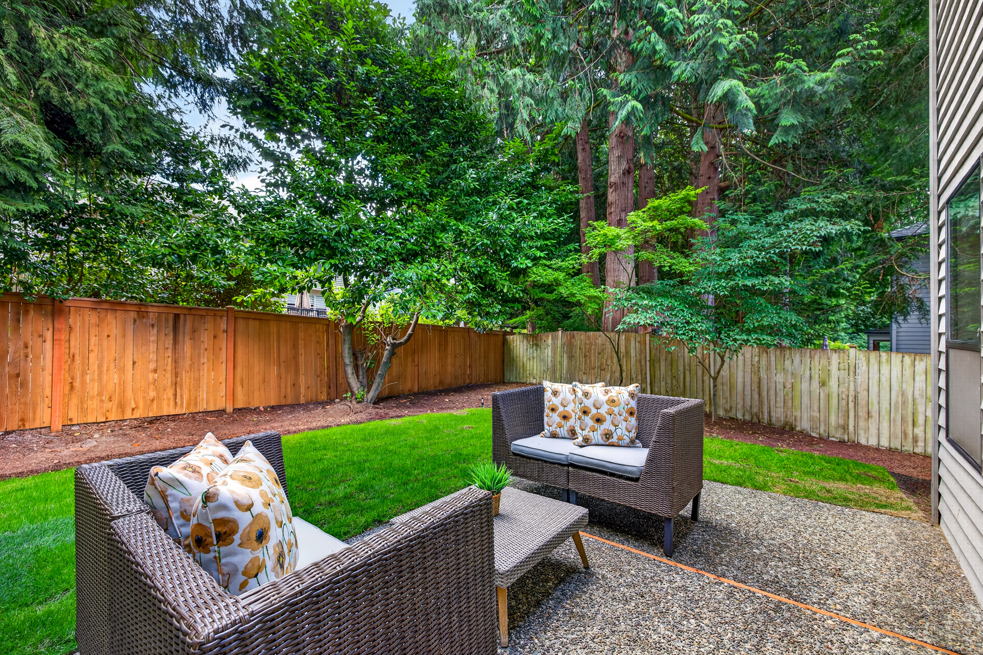 Redmond Two Story, Fully Refreshed Inside and Out with Private Evergreen Backyard