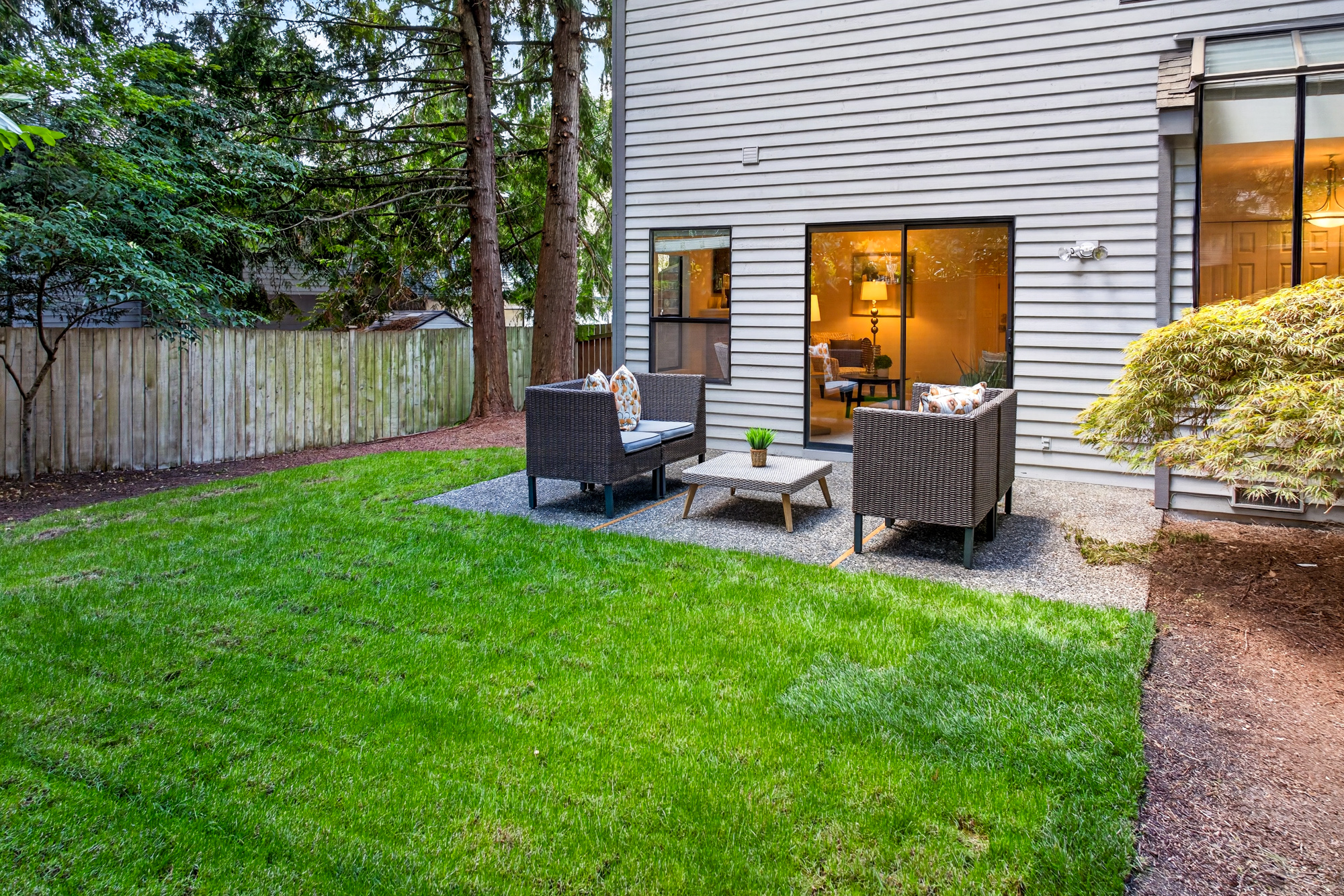 Redmond Two Story, Fully Refreshed Inside and Out with Private Evergreen Backyard
