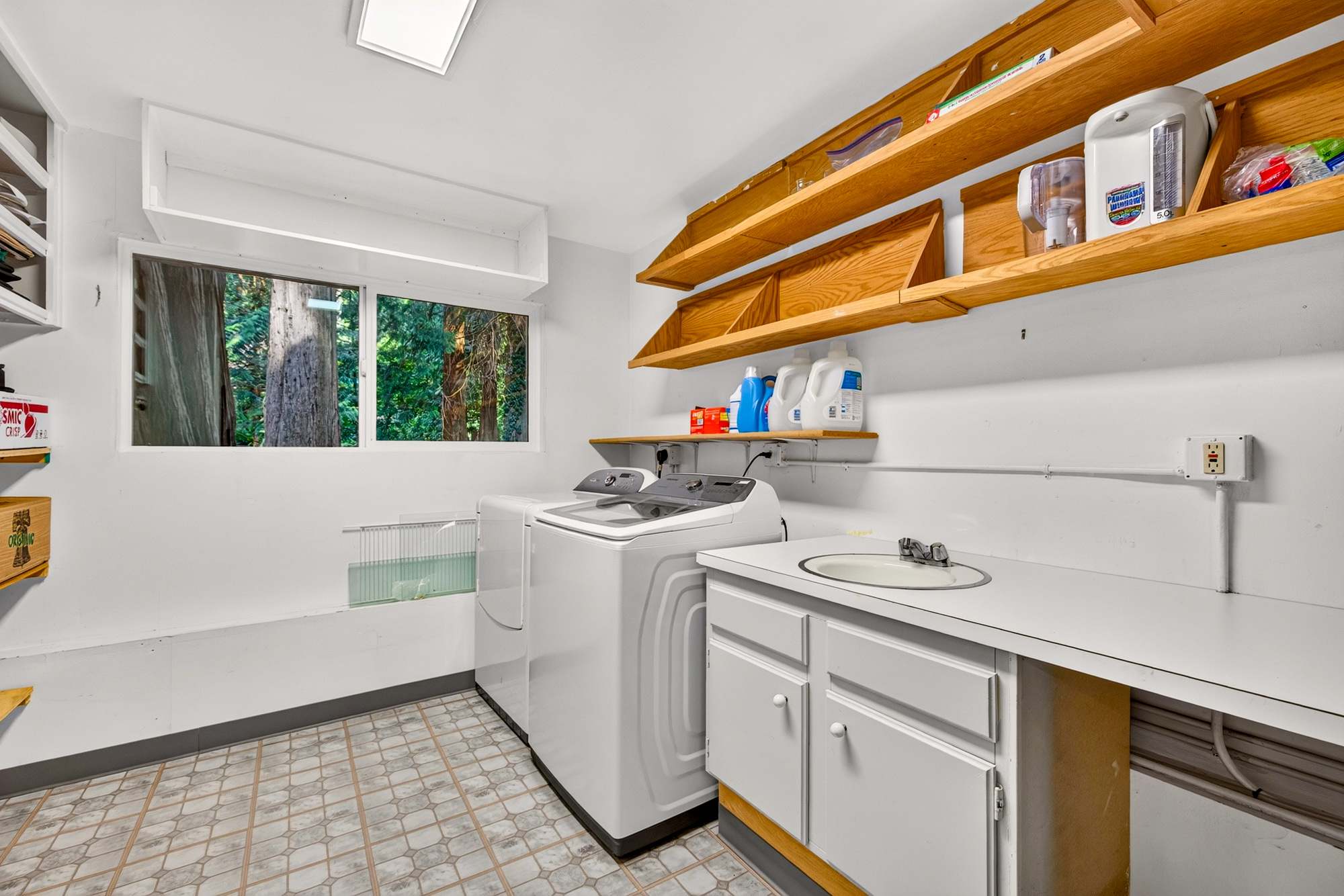 Updated 3 Bedroom Plus Office/Den with MIL Space on 0.84 Private Acres in Woodinville