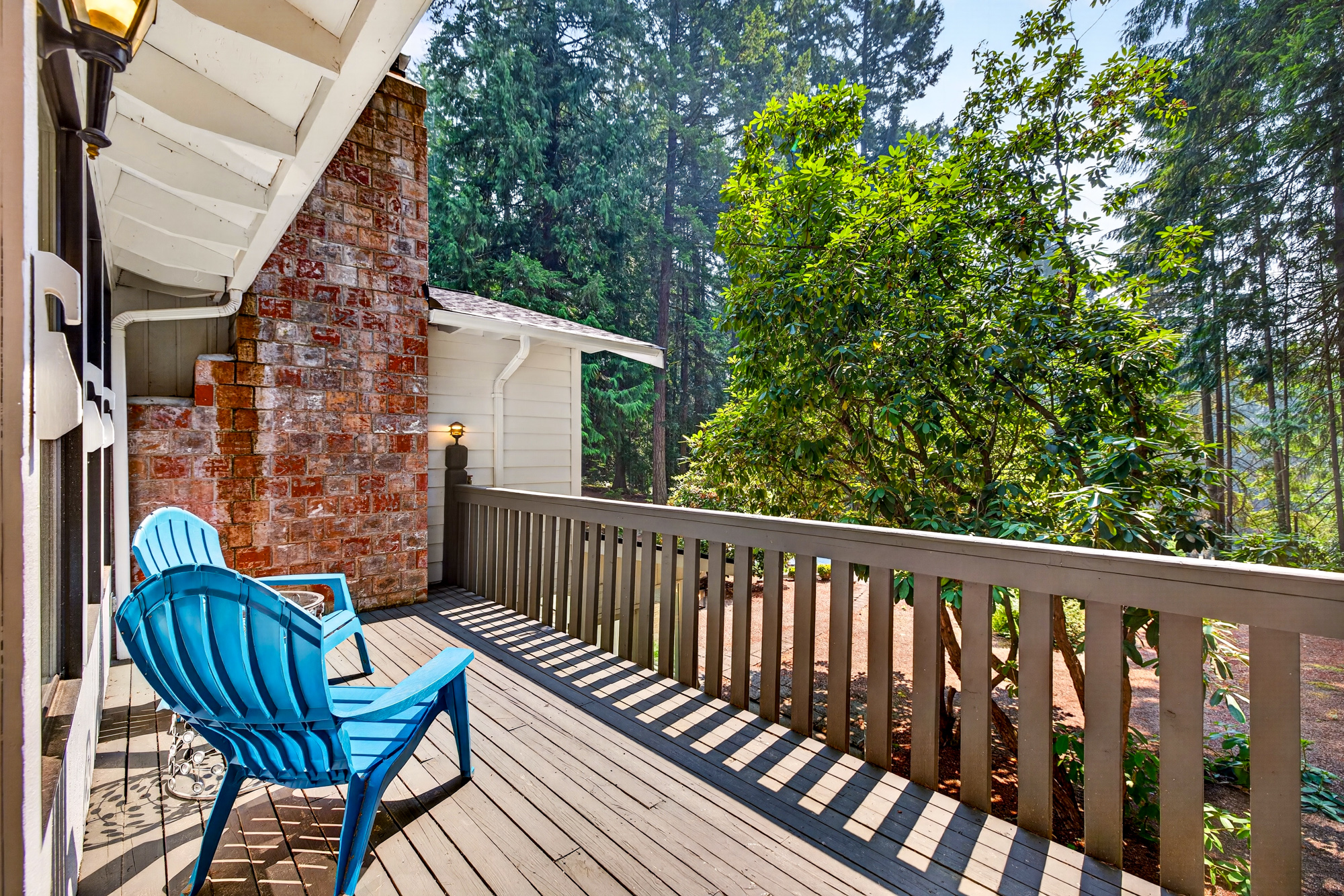 Updated 3 Bedroom Plus Office/Den with MIL Space on 0.84 Private Acres in Woodinville