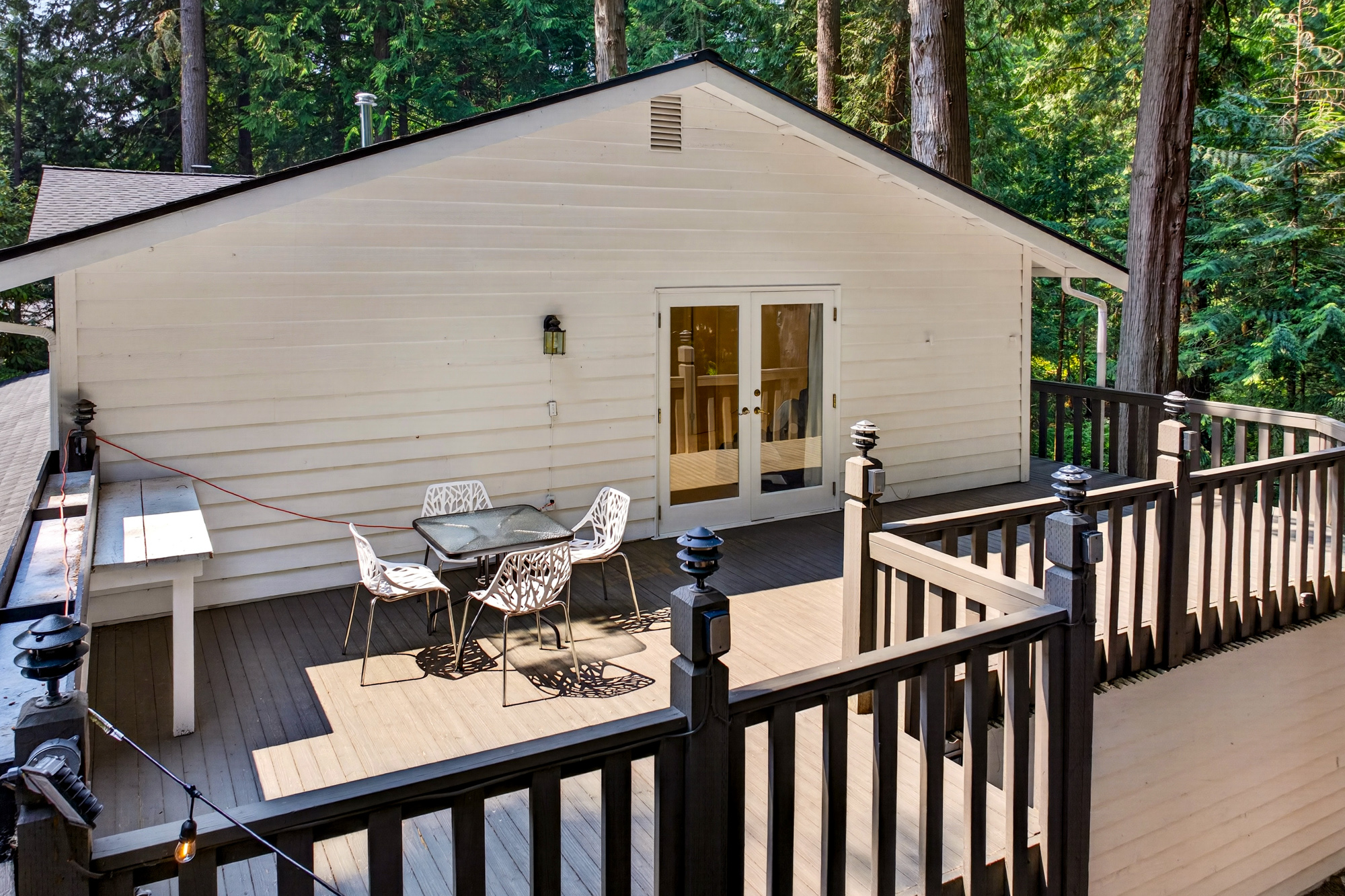 Updated 3 Bedroom Plus Office/Den with MIL Space on 0.84 Private Acres in Woodinville