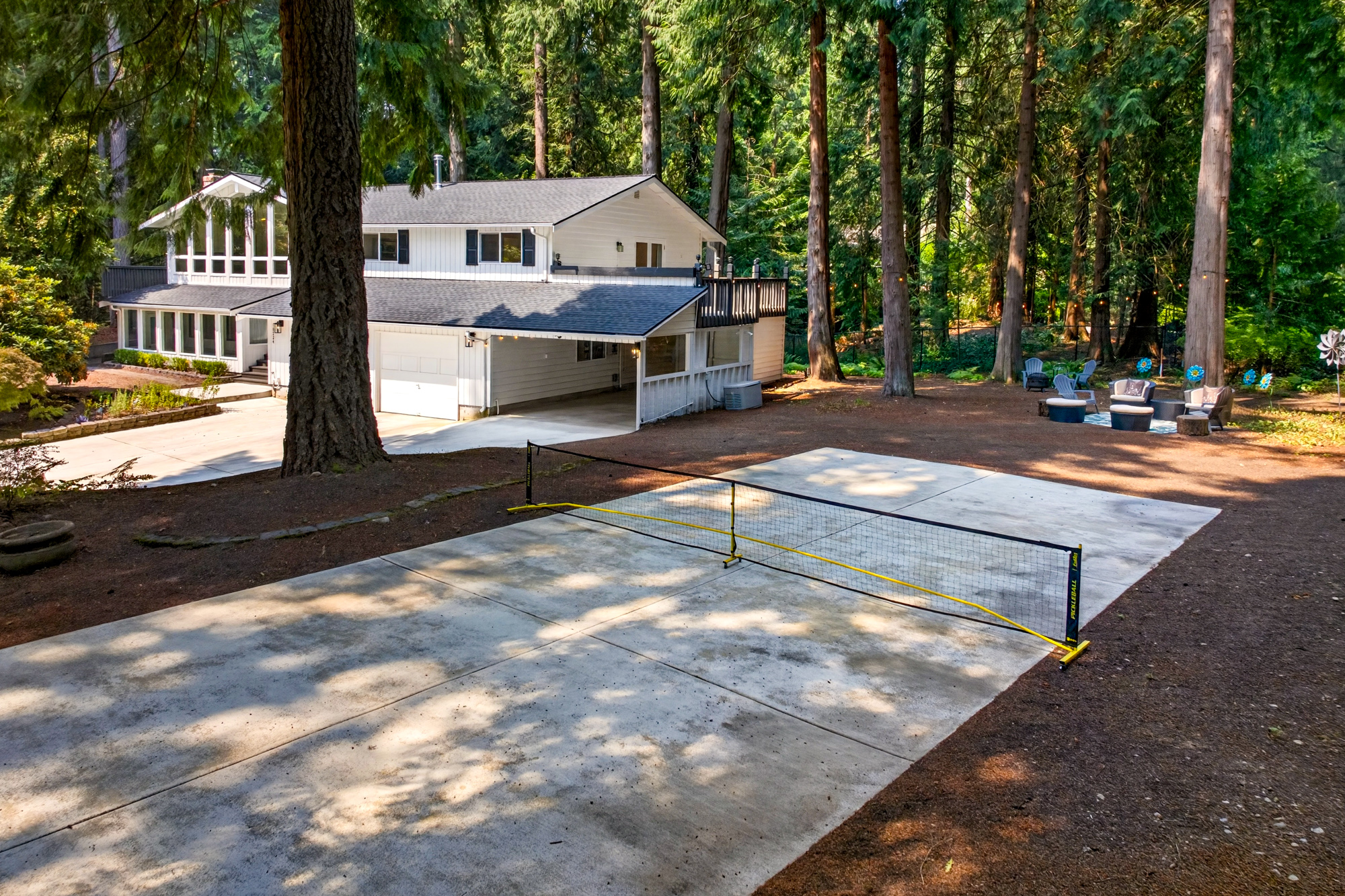 Updated 3 Bedroom Plus Office/Den with MIL Space on 0.84 Private Acres in Woodinville
