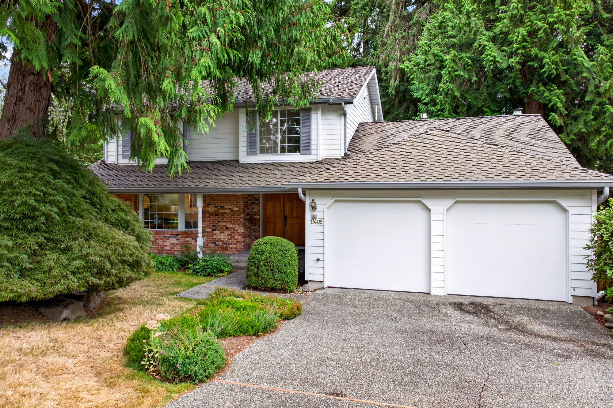 Just Listed on English Hill in Redmond: Fully Remodeled Redmond Two Story