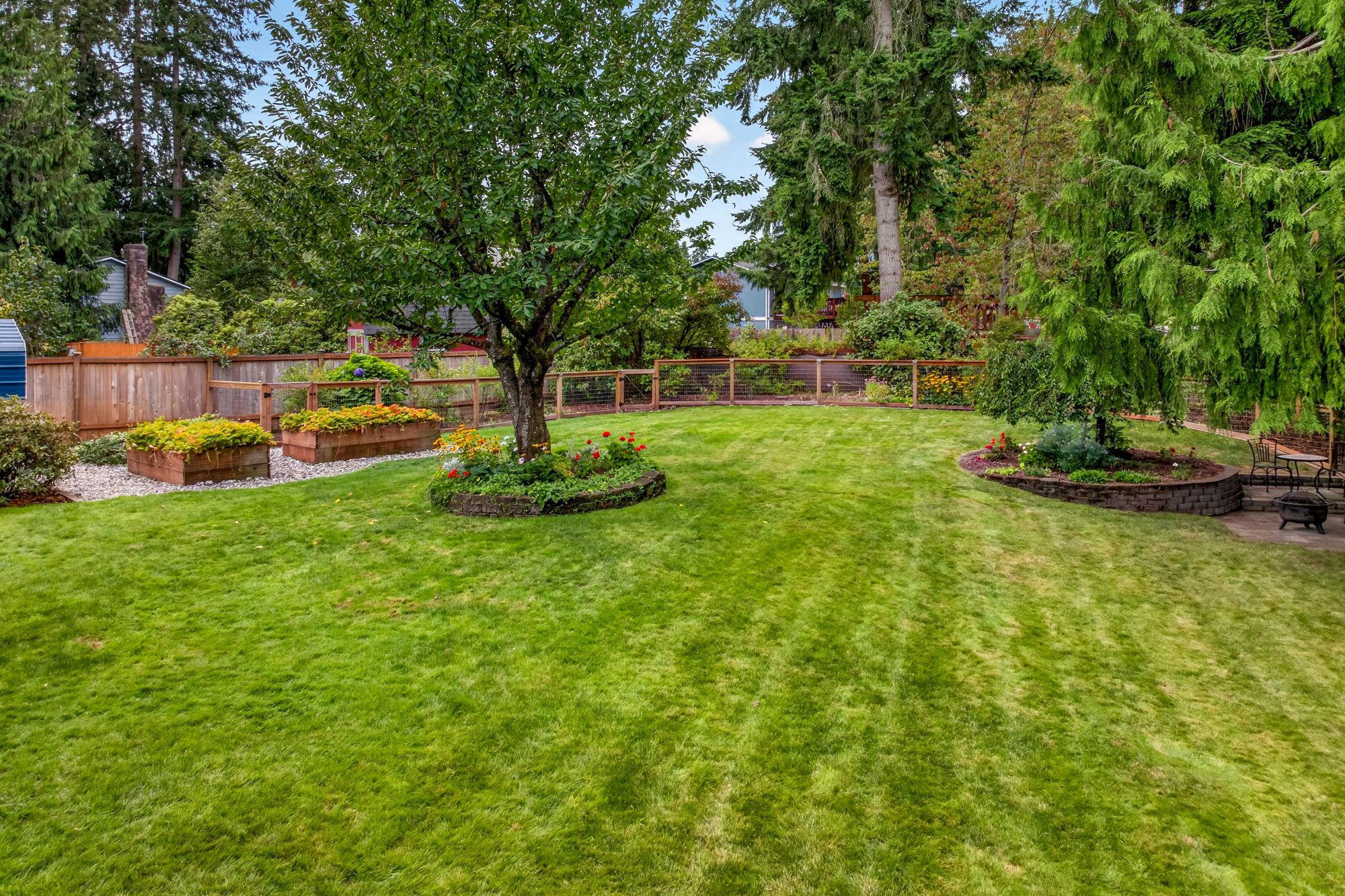 Spacious Tri-Level Home with a Gardener’s Dream Yard on a Quiet Cul-de-Sac