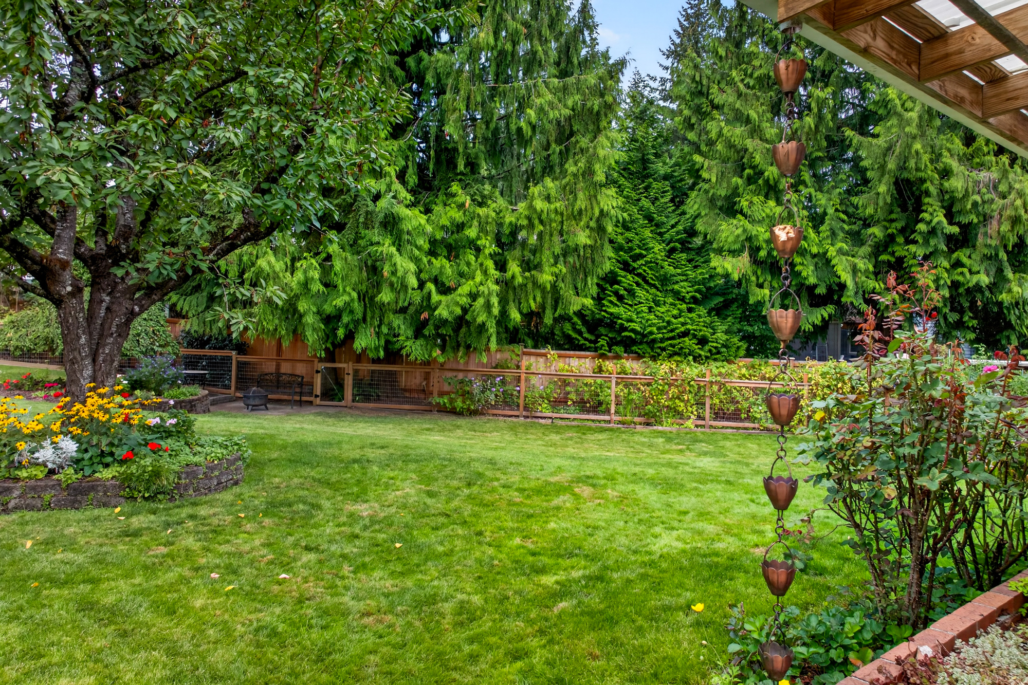 Spacious Tri-Level Home with a Gardener’s Dream Yard on a Quiet Cul-de-Sac