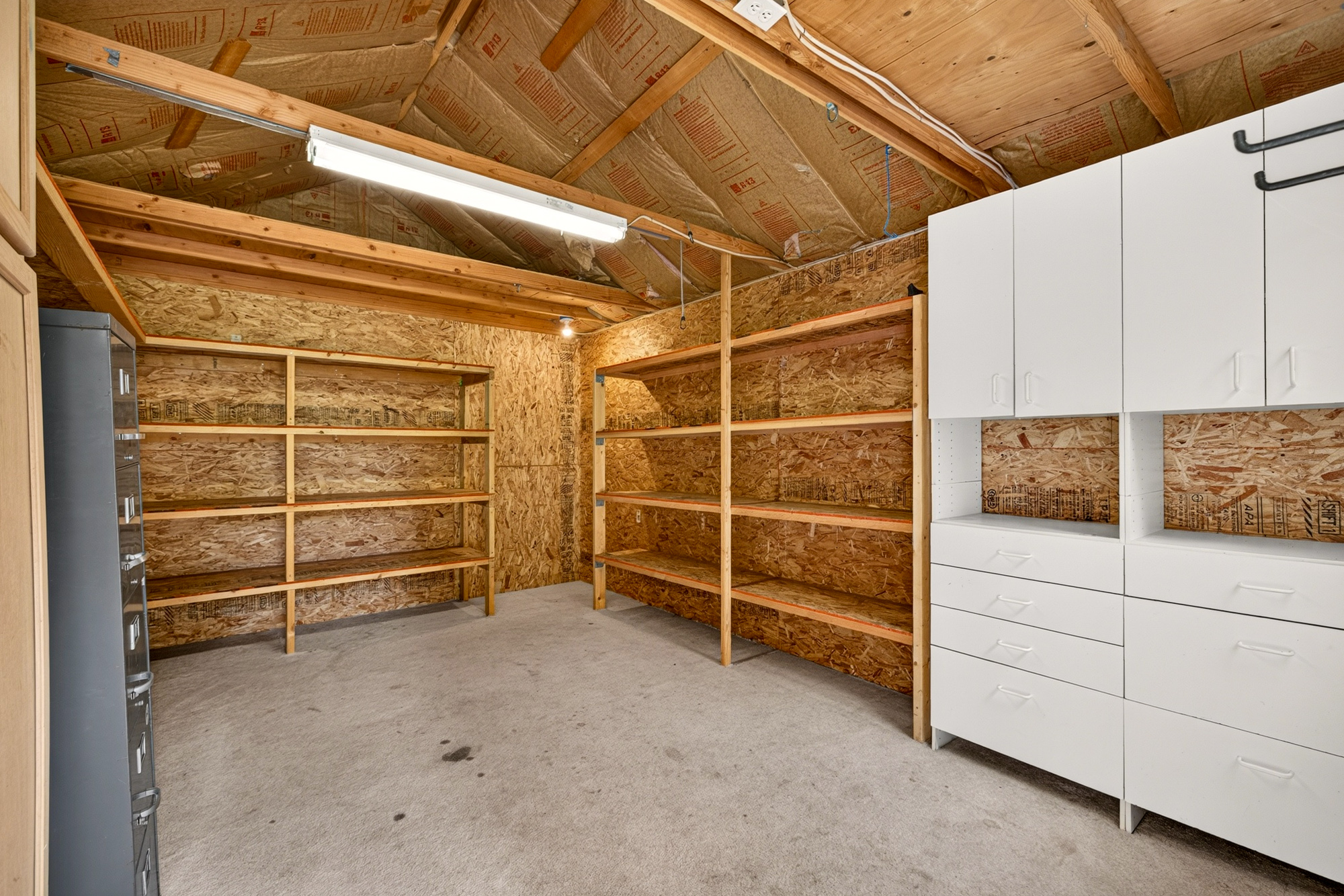 Spacious Tri-Level Home with a Gardener’s Dream Yard on a Quiet Cul-de-Sac