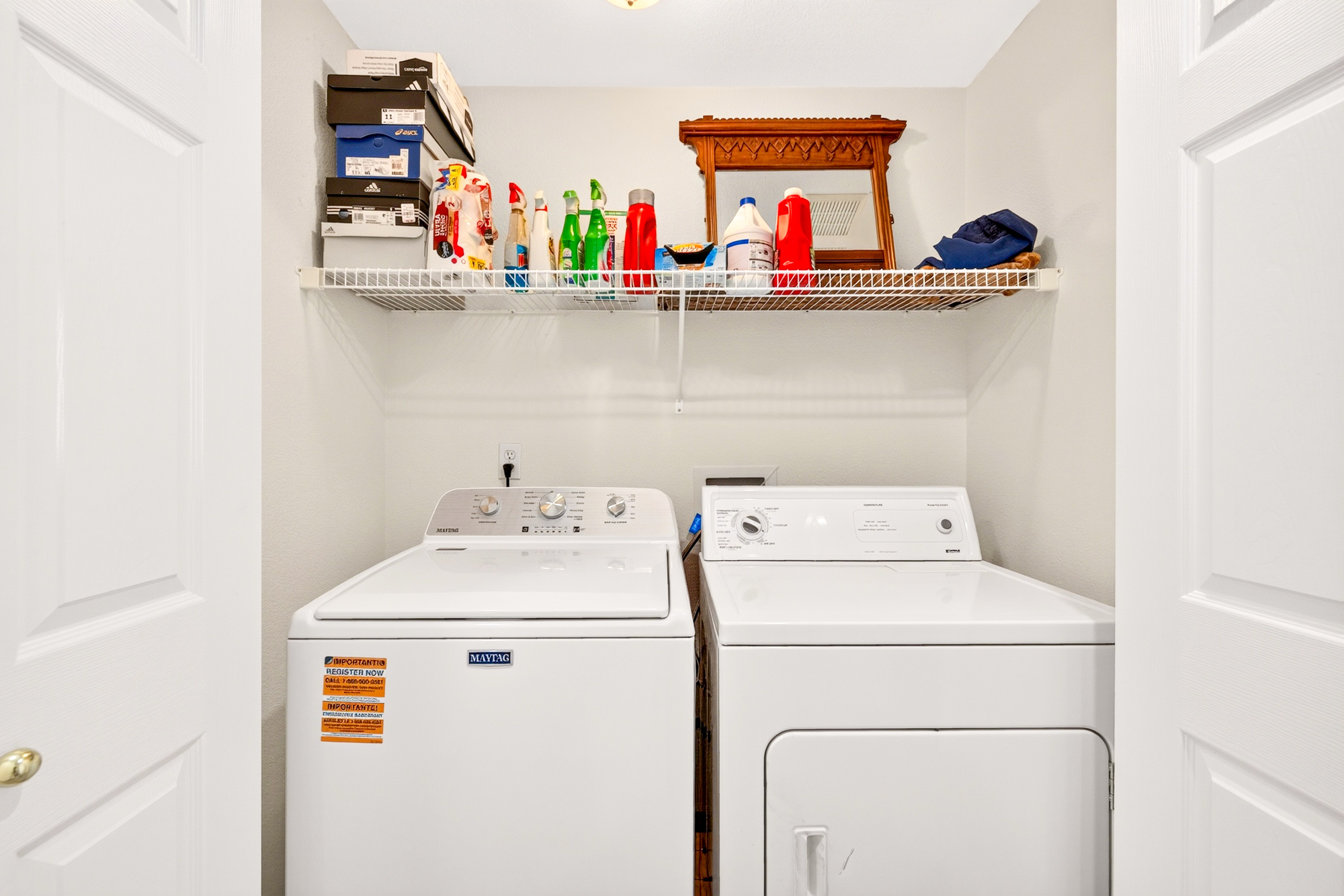 Move-In Ready in Lynnwood: New Furnace, New Water Heater, Newer Roof