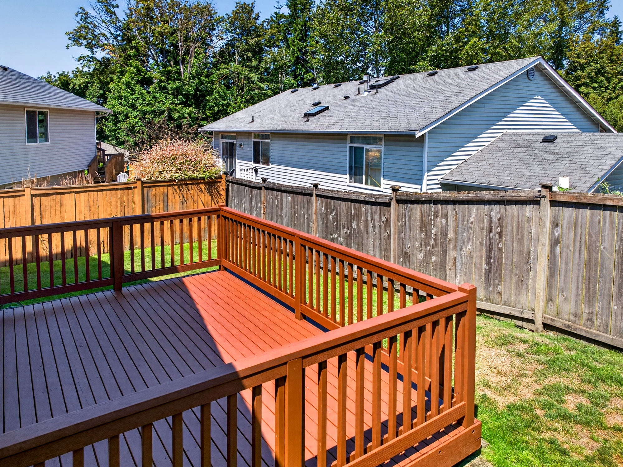 Move-In Ready in Lynnwood: New Furnace, New Water Heater, Newer Roof
