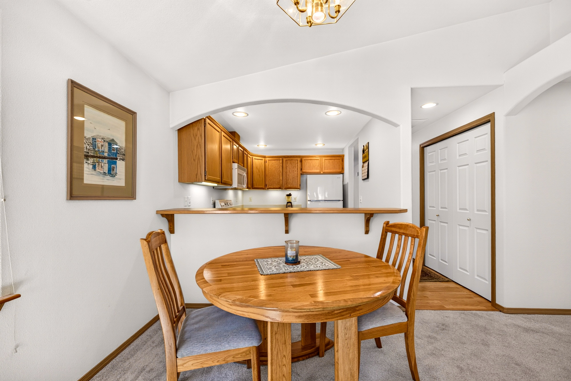Move-In Ready in Lynnwood: New Furnace, New Water Heater, Newer Roof