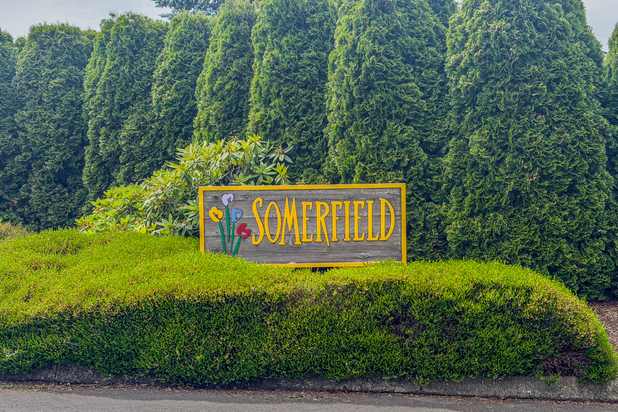 Move-In Ready Condo in Lake Stevens: New Flooring, Updated Baths, Attached Garage